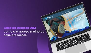 computador mostrando site da empresa DLM saneamento